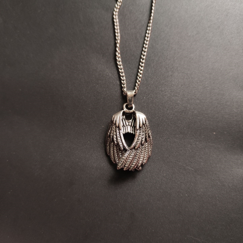 Collier rétro niche avec ailes - Japanese Street Fashion Female avis et prix